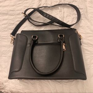 ✨never worn✨ hand bag and cross body